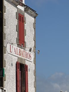 Enseigne d'hôtel